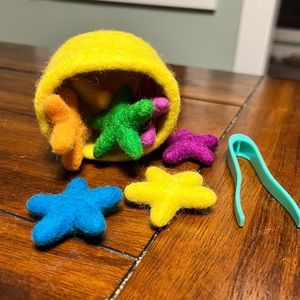 Lovevery felt pick-up game